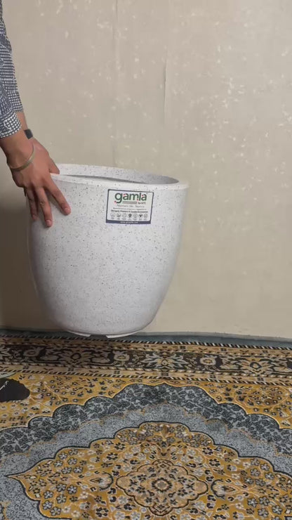 Globe Planter Roto Moulding Planter Suitable for Home, Gardens, Hotels and Resorts